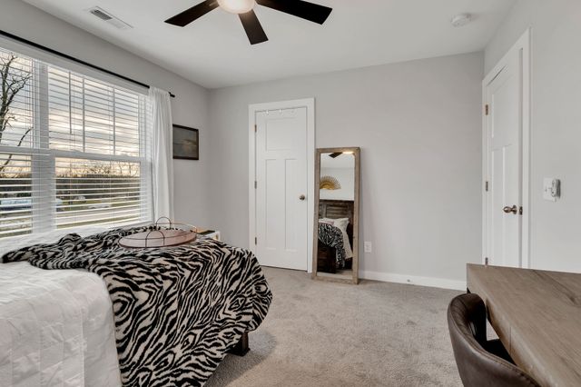 2160 Bayport Ave, Old Hickory, TN 37138