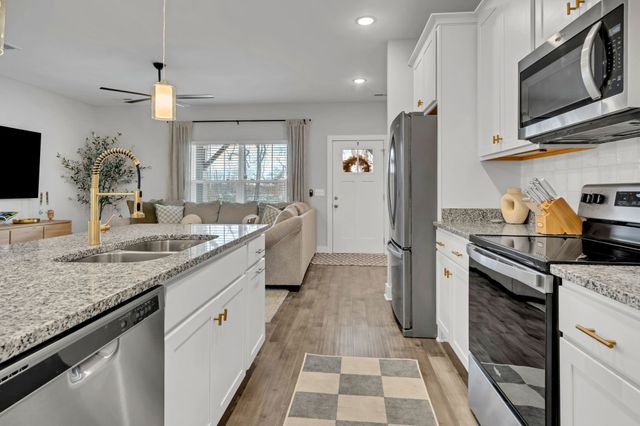 2160 Bayport Ave, Old Hickory, TN 37138