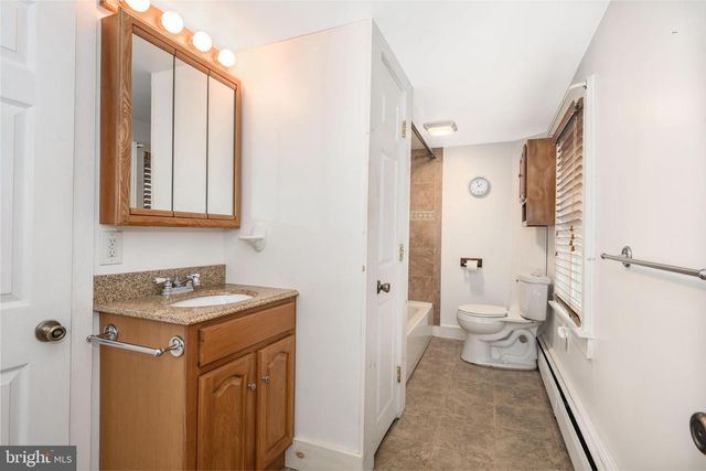 206 VIRGINIA AVE, Galena, MD 21635