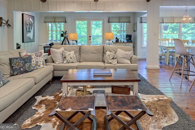 422 Timpson Cove Road, Clayton, GA 30525