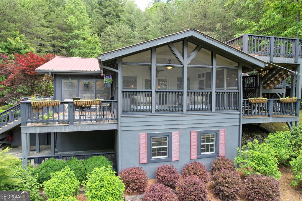 422 Timpson Cove Road, Clayton, GA 30525