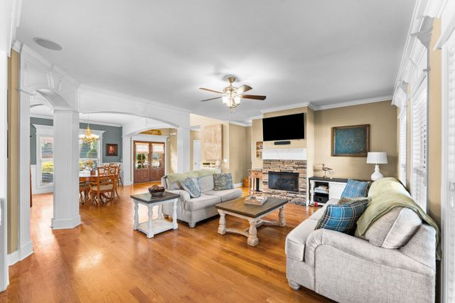 2707 Battleground Dr, Murfreesboro, TN 37129