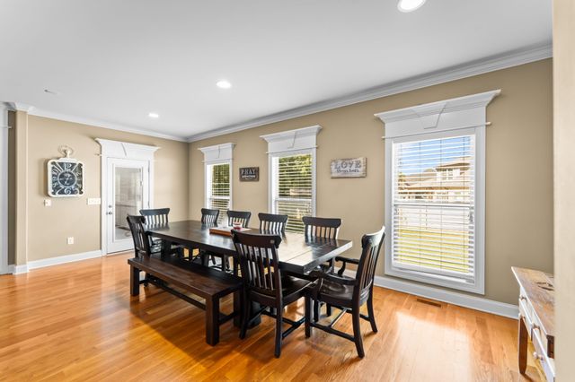 2707 Battleground Dr, Murfreesboro, TN 37129