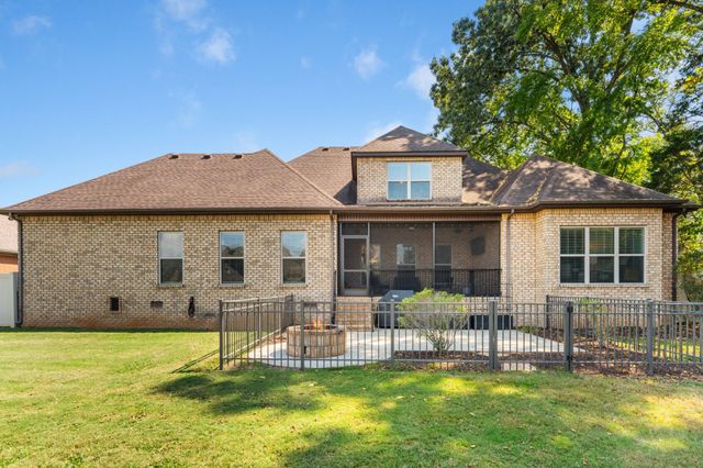 2707 Battleground Dr, Murfreesboro, TN 37129
