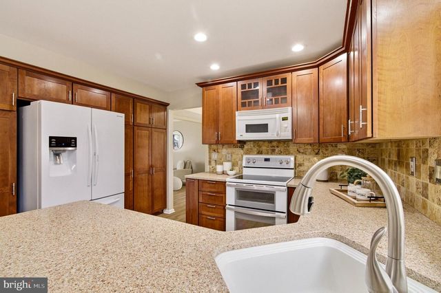 4911 HARROGATE RD SW, Ellicott City, MD 21043