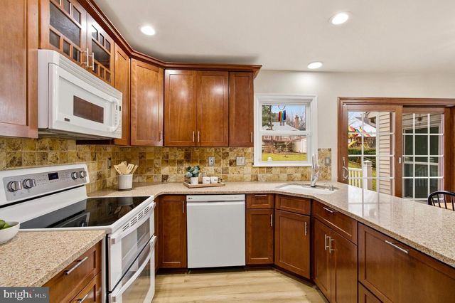 4911 HARROGATE RD SW, Ellicott City, MD 21043