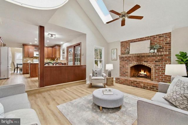 4911 HARROGATE RD SW, Ellicott City, MD 21043