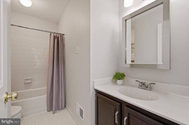 4911 HARROGATE RD SW, Ellicott City, MD 21043