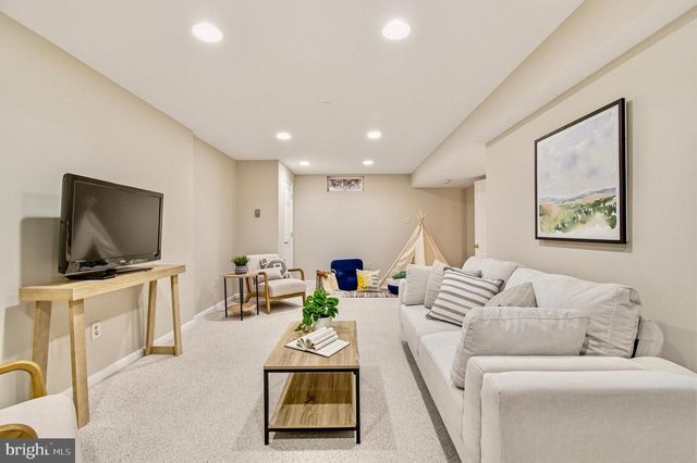 4911 HARROGATE RD SW, Ellicott City, MD 21043