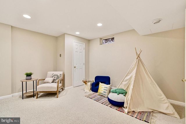 4911 HARROGATE RD SW, Ellicott City, MD 21043