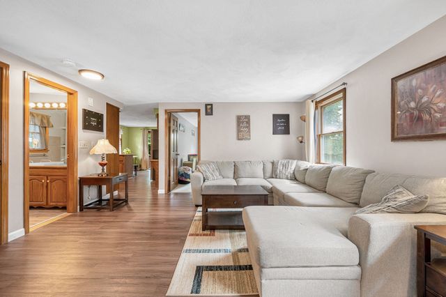 29 Cedar Hill Ter, Swampscott, MA 01907
