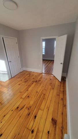 85 Pilling 2, Haverhill, MA 01832