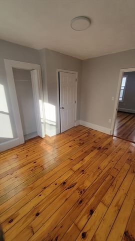 85 Pilling 2, Haverhill, MA 01832