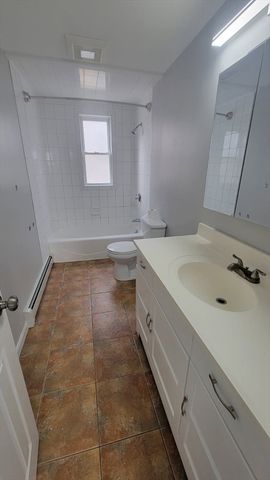 85 Pilling 2, Haverhill, MA 01832
