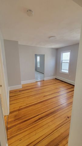 85 Pilling 2, Haverhill, MA 01832