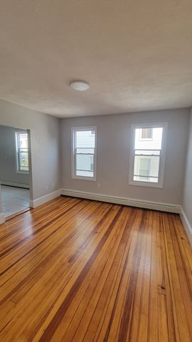 85 Pilling 2, Haverhill, MA 01832