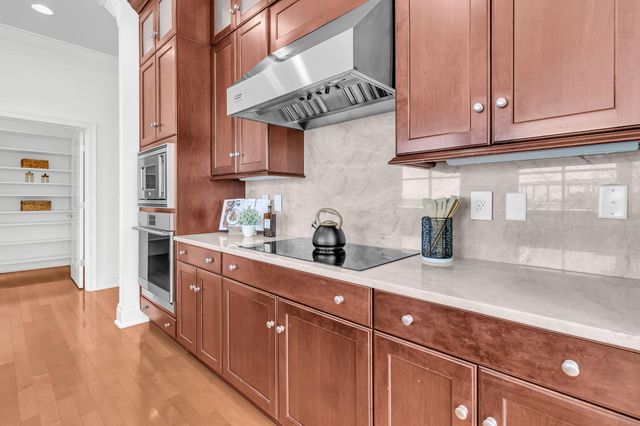 221 Cooper River Drive, Mount Pleasant, SC 29464