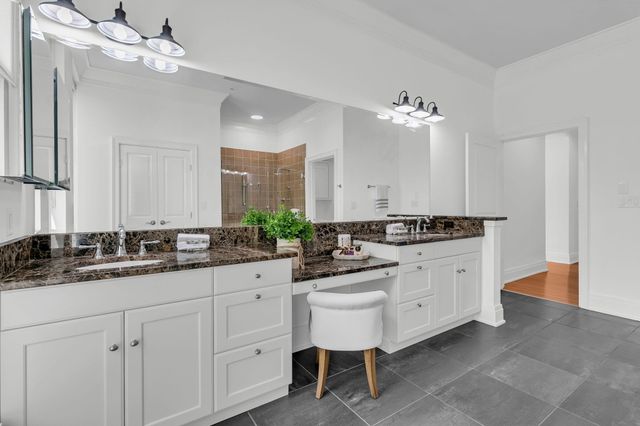 221 Cooper River Drive, Mount Pleasant, SC 29464