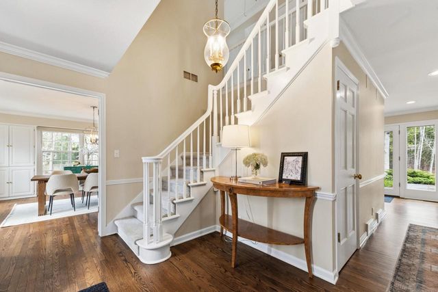 1260 E Dean ROAD, Fox Point, WI 53217