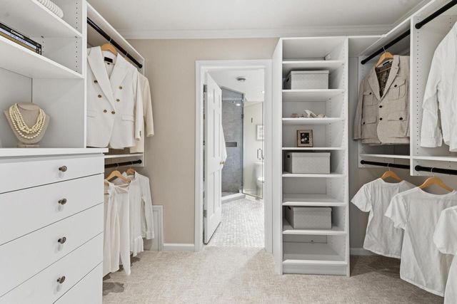 1260 E Dean ROAD, Fox Point, WI 53217