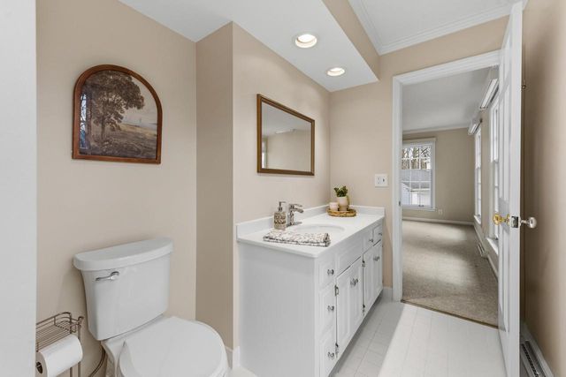 1260 E Dean ROAD, Fox Point, WI 53217