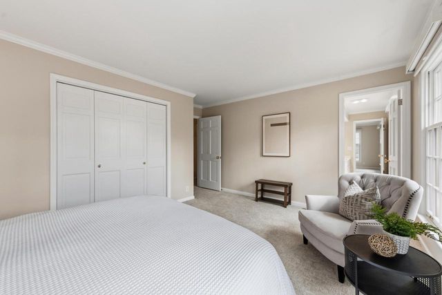 1260 E Dean ROAD, Fox Point, WI 53217