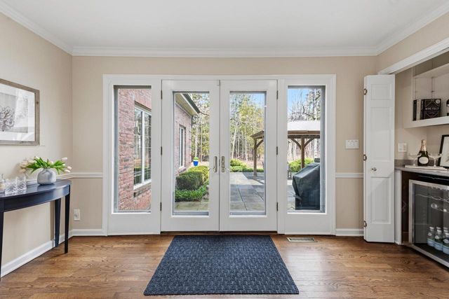 1260 E Dean ROAD, Fox Point, WI 53217