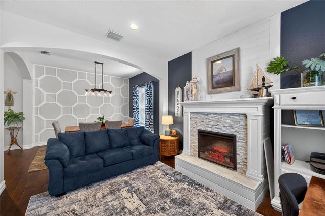 20828 WOODVALE LANE, Land O Lakes, FL 34638