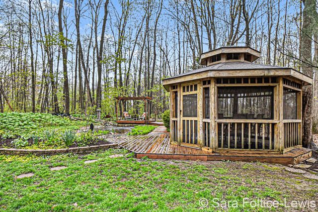 3875 Riverbend Drive Sw, City Of Walker, MI 49534