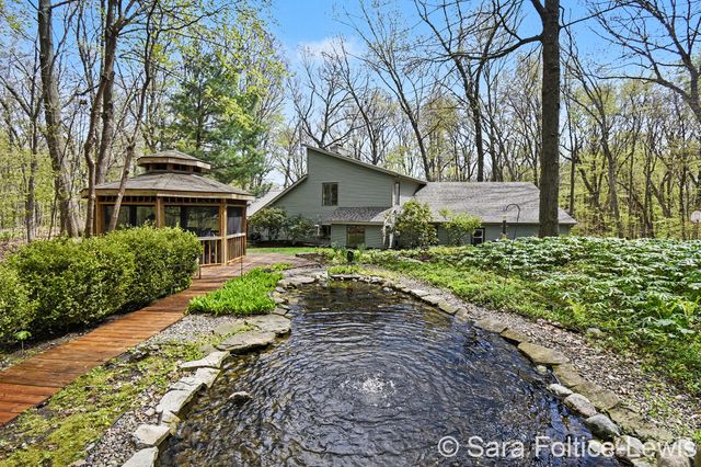 3875 Riverbend Drive Sw, City Of Walker, MI 49534