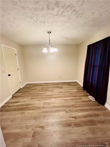 1820 Daphne Circle, Fayetteville, NC 28304