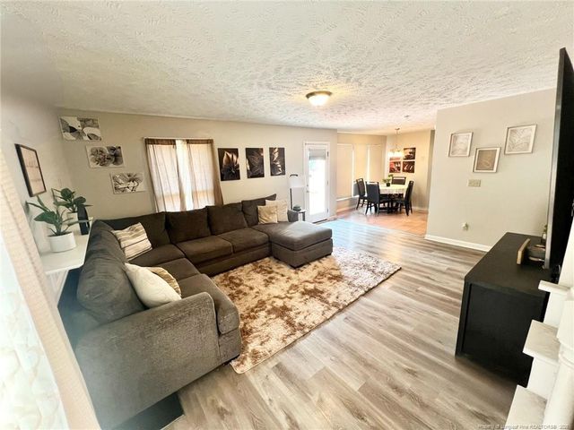 1820 Daphne Circle, Fayetteville, NC 28304