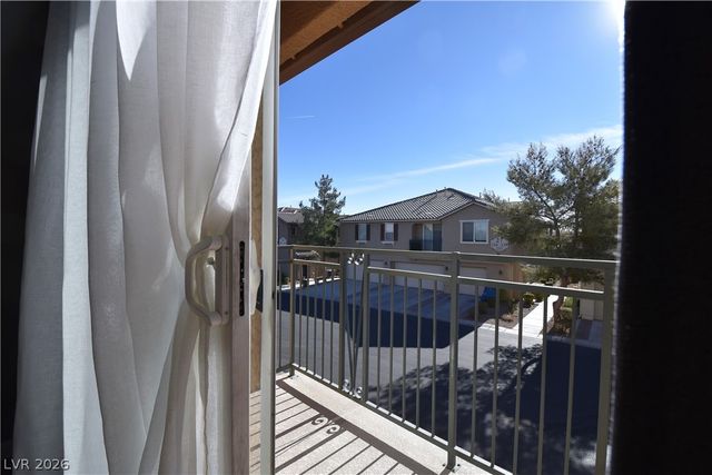 6255 West Arby Avenue 238, Las Vegas, NV 89118