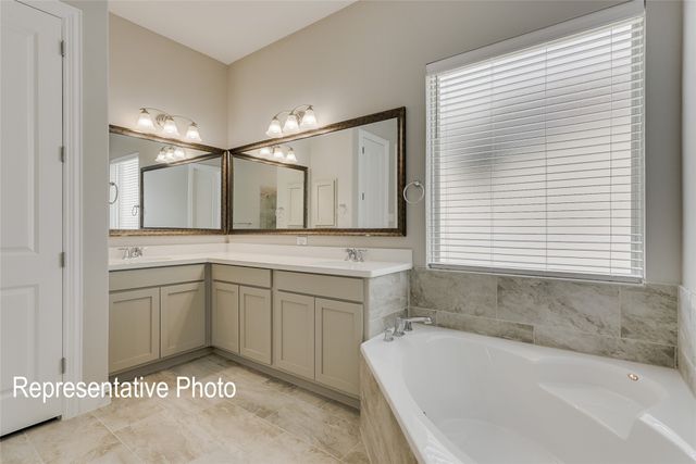 1872 Night Owl Way, Mesquite, TX 75181