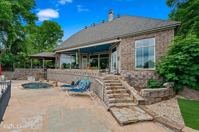 9019 Beau Soleil Drive, Shreveport, LA 71115