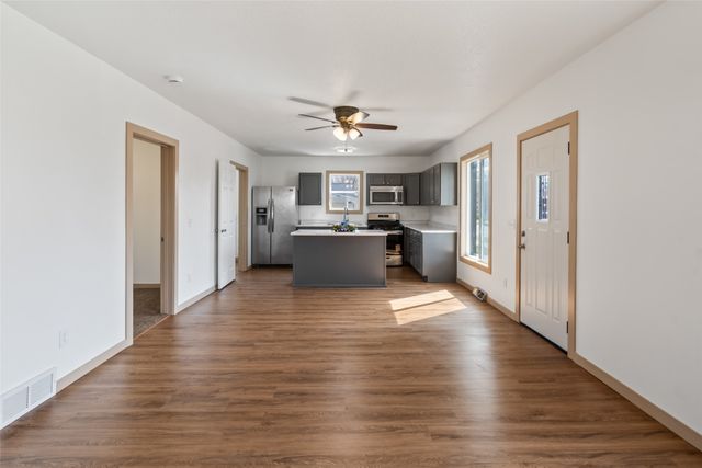 2901 4th Street, Des Moines, IA 50313