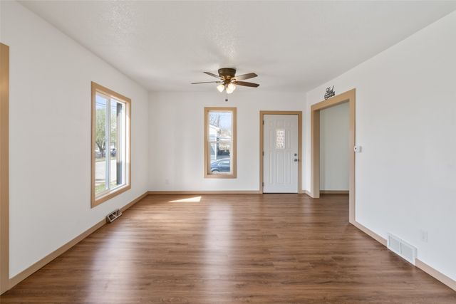 2901 4th Street, Des Moines, IA 50313