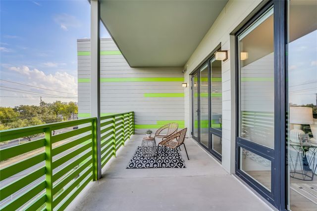 4004 Banister LN 308, Austin, TX 78704