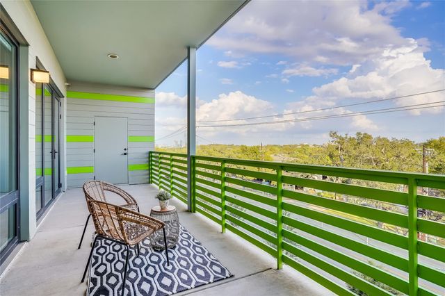 4004 Banister LN 308, Austin, TX 78704