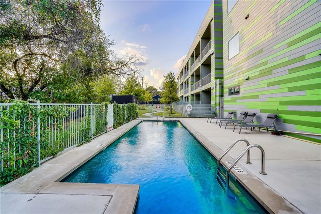4004 Banister LN 308, Austin, TX 78704