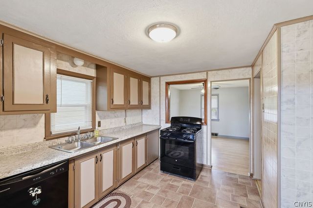 150 Harford Road, Syracuse, NY 13208