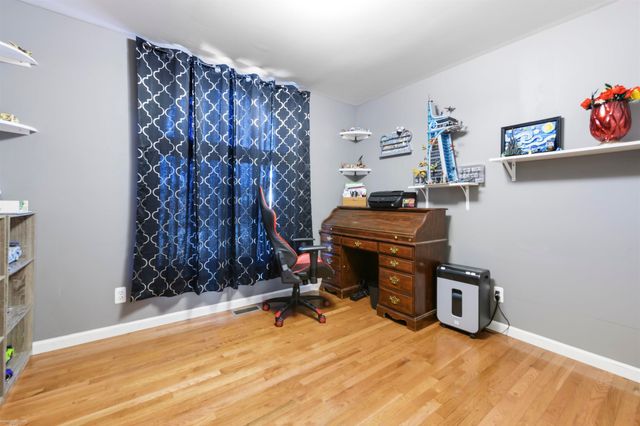 34268 Pennsylvania Street, Clinton Township, MI 48035