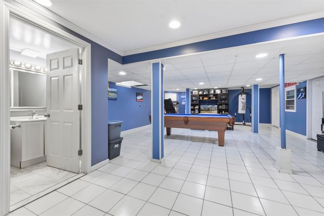 34268 Pennsylvania Street, Clinton Township, MI 48035