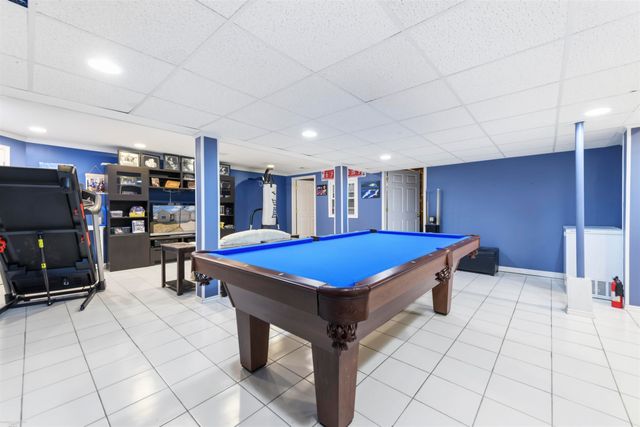 34268 Pennsylvania Street, Clinton Township, MI 48035