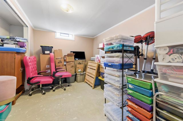 34268 Pennsylvania Street, Clinton Township, MI 48035