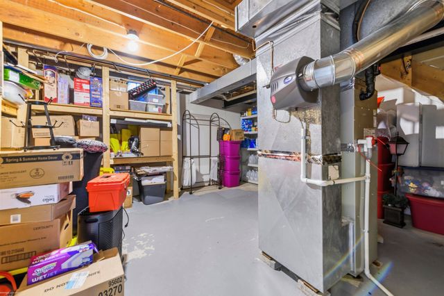 34268 Pennsylvania Street, Clinton Township, MI 48035