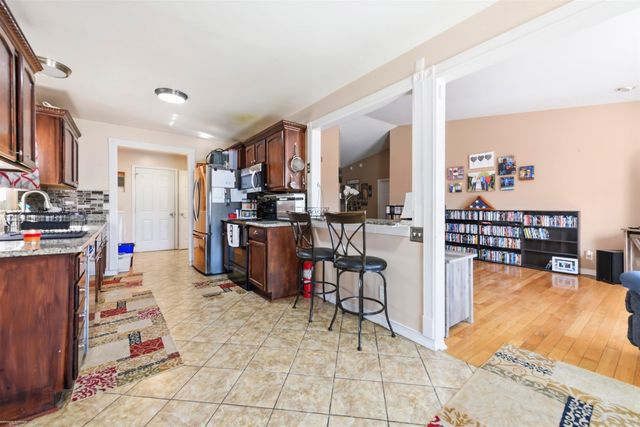 34268 Pennsylvania Street, Clinton Township, MI 48035