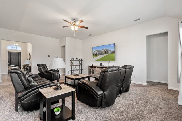 529 Natchez Lane, Glenn Heights, TX 75154