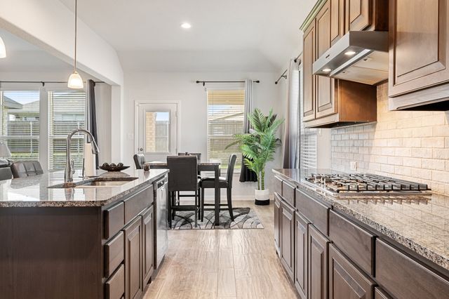 529 Natchez Lane, Glenn Heights, TX 75154