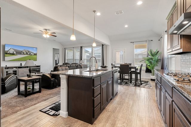 529 Natchez Lane, Glenn Heights, TX 75154